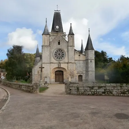 Au Claire De Lune Holiday home