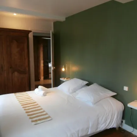 Au Claire De Lune Holiday home